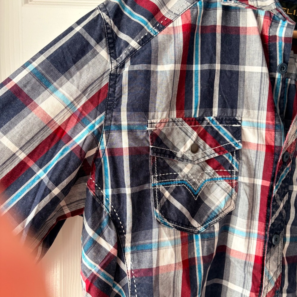Helix Mens Large Athletic Fit Plaid Button Down Shirt Navy Red Long Sleeve - Picture 2 of 8